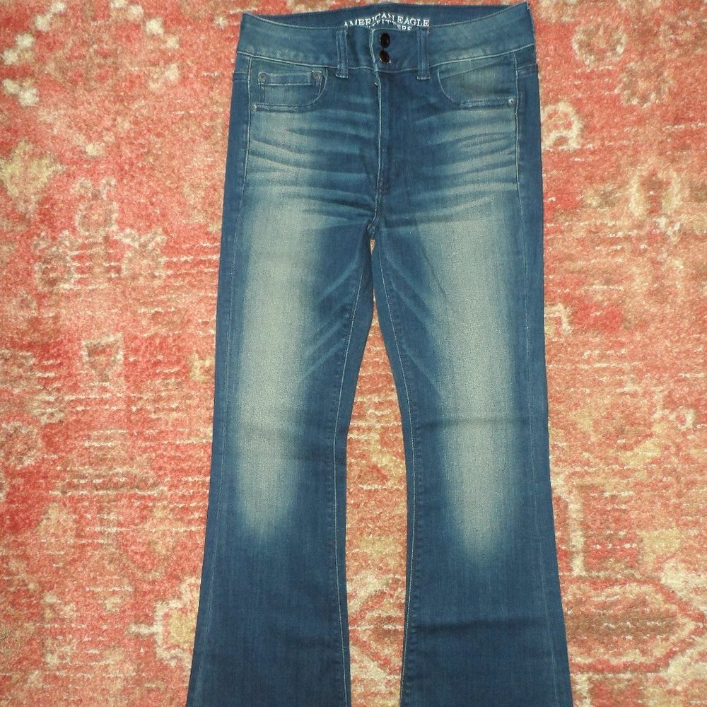 New American Eagle Outfitters  Super Stretch Hi-Rise Artist Flare Size 8 Short